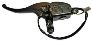 Bromscylinder vÄnster sida